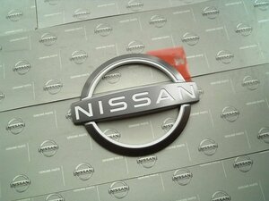 日産純正 新 NISSANロゴ CI エンブレム HGY51 シーマ Y51 Y50 フーガ V37 V36 V35 スカイライン L33 J32 J31 ティアナ Y34 Y33 F50