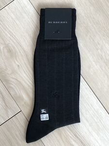 【未使用品】BURBERRYバーバリー メンズソックス 紳士ビジネスソックス ストライプ 黒×ネイビー