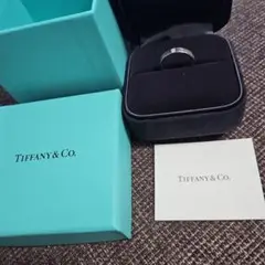 Tiffany & Co. 3Pダイヤ フラットバンドリング PT950