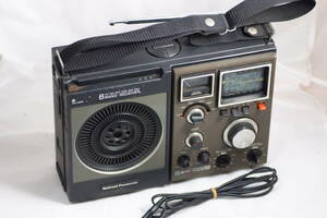 National Panasonic(ナショナル パナソニック)RF-1180 COUGAR クーガ 118 BCLラジオ FM、AM、短波受信できました。昭和レトロです。