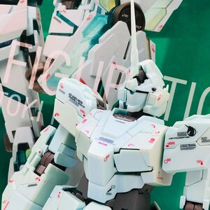 中古品 GUNDAM FIX FIGURATION METAL COMPOSITE 機動戦士ガンダムUC ユニコーンガンダム 最終決戦仕様