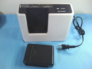 SHARP シャープ リチウムイオン電池用充電器 R1ACE 、バッテリー BY-5SB ★通電確認済み！ジャンク