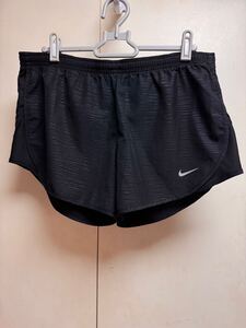 送料格安スピード発送！美品★NIKEナイキランニングショートパンツインナー無し★レディースMサイズジョギング陸上登山トレランマラソン