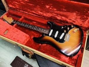 Fender USA 1999年製造のAmerican Vintage ’62 Stratocaster 忠実に再現された　人気モデルのフェンダー　アメリカンビンテージ