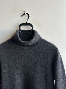 【美品】UNITED ARROWS BLUE LABEL ニット セーター メンズ M タートルネック チャコールグレー ウール100% 