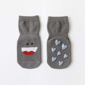 ☆ グレー×ハート ☆ Sサイズ（10cm） ☆ キッズ ソックス 滑り止め sesocks04 ベビー 靴下 滑り止め ソックス キッズ くつ下