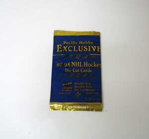 NHL ホッケー ダイカット カード 1997-1998 1パック 4枚入り パシフィック ホビー エクスクルーシブトレーディングカード