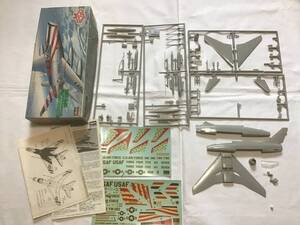 ハセガワ　ノースアメリカン、ロックウェル　F-100D スパーセイバー】1/72スケール　ビンテージ模型