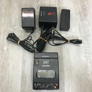 371 SONY ソニー TCD-D3 コンパクトDATプレーヤー WALKMAN デジタルオーディオテープコーダー DATウォークマン アダプター バッテリー 