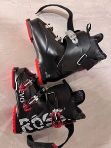 ROSSIGNOL ( ロシニョール スキーブーツ ) EVO BLK (エボ) スキーブーツ