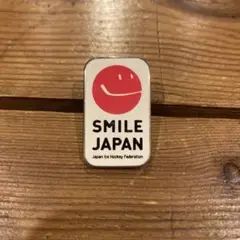 SMILE JAPAN ピンバッジ