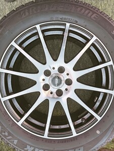 送料無料　225/55R17 ブリヂストン VRX スタッドレス PCD100 5穴 スバル XVハイブリッドフォレスター等