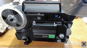 8mm FILM 映写機　FUJICASCOPE MX 70（付属リール有）　市販フィルム３巻付