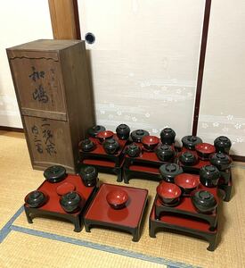 明治 大正 御膳 一の膳 二の膳 アンティーク 漆芸 セット 大量 飾り皿 漆塗り 骨董 箱付き 時代物 蔵出し 漆器 木製 希少 膳椀 お盆 懐石d