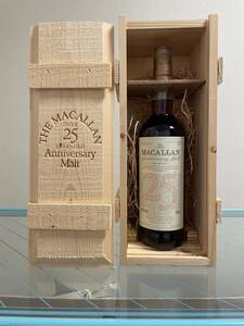 【超美品　未開栓】The MACALLAN ザ・マッカラン 25年 アニバーサリーモルト 1975－2000シェリーオーク　ウイスキー 700ml 43% 木箱付 古酒