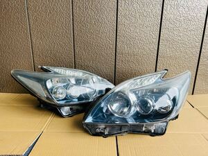 極上品　プリウス30　 ZVW30 前期 LEDコンピュータ付き左右セット　品番（ KOITO 47-30）