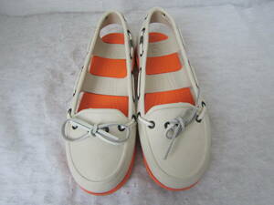 crocs　beach line boat（クロックス）　デッキシューズ　ベージュ/オレンジ　　W7 (約24㎝)　　ok2404A