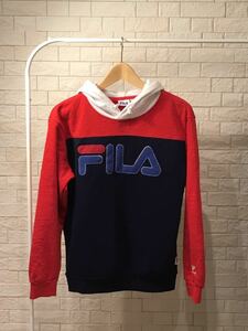 FILA 裏ボア プルオーバー パーカー スウェット Mサイズ トリコロールカラー フィラ