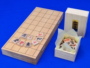 将棋セット　新桂6号折将棋盤セット(木製将棋駒アオカ押し駒)【囲碁将棋専門店の将碁屋】