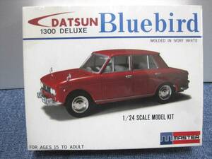 ▲整65▲DATSUN BLUEBIRD 1300 DELUXE 1/24 MASTER ダットサン ブルーバード プラモデル 当時物▲保管品