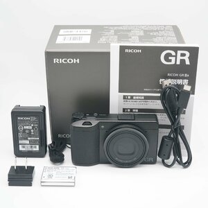 ほぼ新品 RICOH リコー GR IIIx シャッター回数46回！