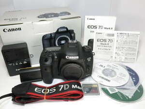 【 中古 】Canon EOS 7D MarkII ボディー ExtremePro 16GBメモリー 元箱付 キヤノン [管CN647]