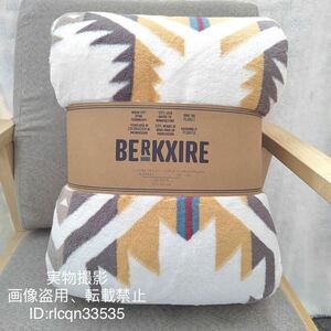 BERKXIRE フランネル 毛布 ブランケット シングル フランネル とろけるような手触り 180*200cm キャンプ　アウトドア野外登山　