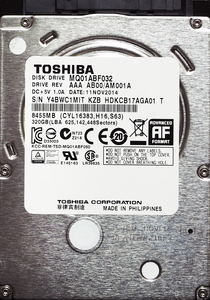 TOSHIBA MQ01ABF032 2.5インチ 7mm SATA600 320GB 43回 18221時間