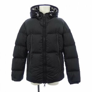 モンクレール MONCLER ダウンジャケット