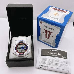 G-SHOCK GD-100 ガンダム GUNDAM35周年記念モデル