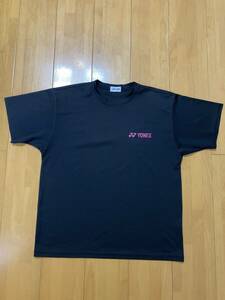 ヨネックス 　　半袖Tシャツ　　 ブラック 　　USED 　　サイズM