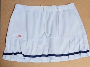 中古★ellesse スコート M 白 ホワイト 一部プリーツ 両ポケット テニス バドミントン 部活 レディース スポーツ ウェア エレッセ 匿名 