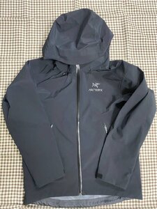 【アークテリクス +送料無料】マウンテンパーカ ARC‘TERYX BETA LT -Men‘s コートジャケット- M 黒