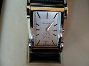 BURBERRY／バーバリー 腕時計 BU1100 QZ OH済み 中古良品