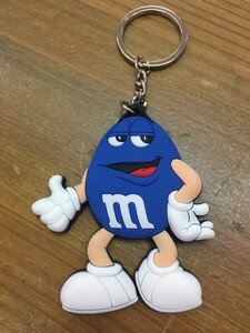 m&m