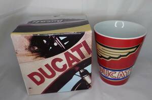 DUCATI 純正品 マグカップ　赤