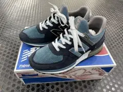 RONNIE FIEG × DOVER STREET MARKET NB 574