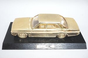 天賞堂 Nissan 日産 Cedric セドリック 灰皿 / シガレットケース / 小物入れ 全長約24cm (木製台座付き)