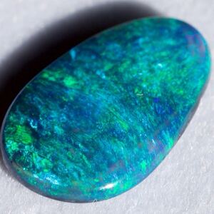 天然ブラックオパール 1.13ct 12.4x7.8mm オーストラリア産 天然オパール 天然石 ルース 裸石 Black Opal blackopal 1円出品 (7109)