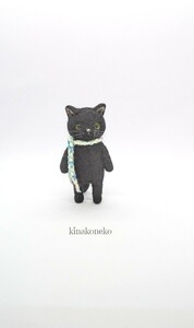 猫 黒猫　約7.5cm　ミニチュア 羊毛フェルト ハンドメイド インテリア雑貨 kinako