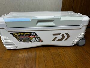 ダイワ トランクマスターHD TSS 4800 3面真空 48 クーラーボックス DAIWA パール　クーラー