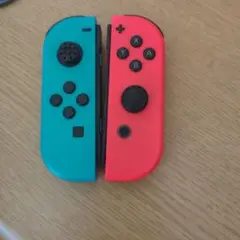 Nintendo Switch Joy-Con 青と赤