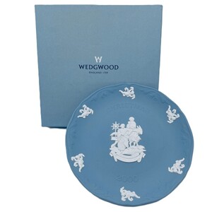 ウェッジウッド WEDGWOOD クリスマスプレート 2000 THE FLIGHT INTO EGYPT ジャスパー Jasper 皿 陶磁器 ペールブルー