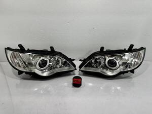 ★迅速★ ★迅速★ レガシー　レガシィ　BP5　ヘッドライト　左右　KOITO 100-20952 キセノン　HID　刻印4H　内側シルバー (RA-105)