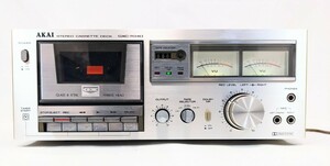 【美品】オーディオ機器 カセットデッキ STEREO CASSETTE DECK ステレオカセットデッキ AKAI アカイ GXC-704D