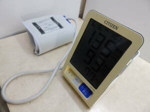 CITIZEN/シチズン 電子血圧計 CH-550 単三電池３本使用 上腕式 中古！
