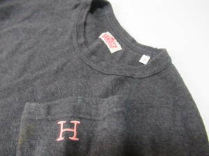 日本製　ハリウッドランチマーケット　H刺繍5分袖ストレッチカットソーシャツグレー3