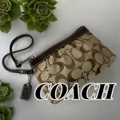 極美品　COACH　コーチ　ポーチ　小物入れ　リストレット　シグネチャー