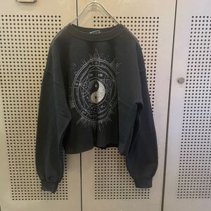 古着　ヴィンテージ　vintage sweat スウェット　トレーナー　カットオフ　ショート丈　個性派