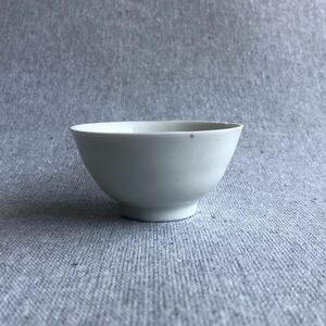 古伊万里 白磁 盃 ぐい呑み 酒器 茶碗 磁器 江戸 時代物 骨董 古道具 アンティーク ビンテージ ヴィンテージ